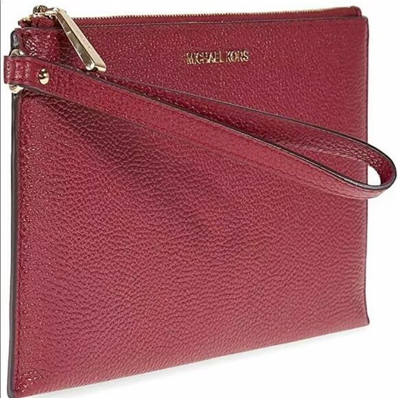 𝅺Michael Kors merlot lg zip clutch - Picture 2 of 2